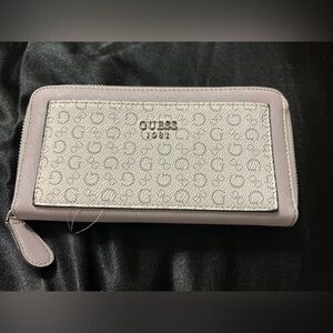 Guess Wallet